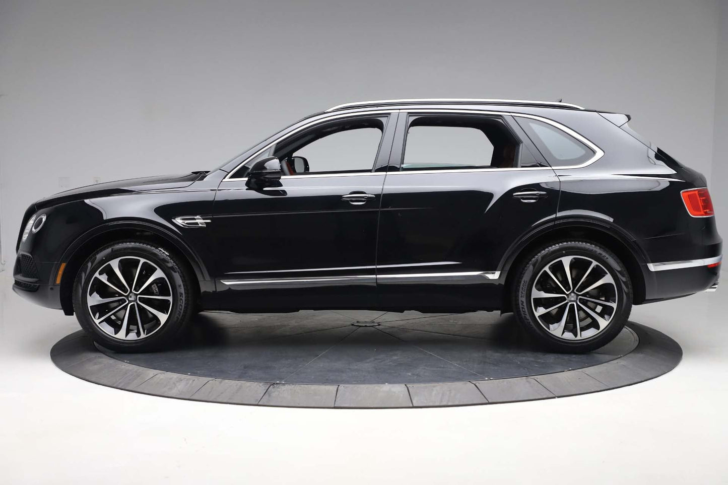 Bentley Bentayga, Bentley Continental GT, Bentley Flying Spur, Bentley Mulsanne B42용 단조 휠