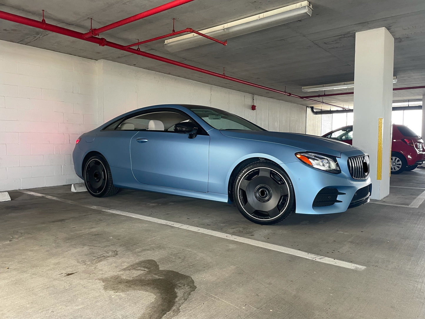 AMG GT OEM WHEELS We produced premium quality forged wheels rims for MERCEDES BENZ E CLASS E450 COUPE C238 Our wheels sizes: Front 20 x 8 ET 43 Rear 20 x 9 ET 49 Finishing: Matt Black Forged wheels can be produced in any wheel specs by your inquiries and we can provide our specs