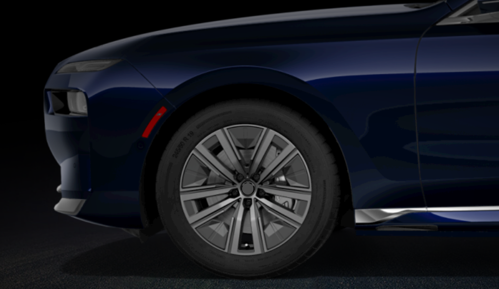 904 MULTICOLOUR DARK GREY 3D We manufacture premium quality forged wheels rims for NEW BMW 7 SERIES G70 730i 735i 740i 730d 740d 750e 760i i7 M760e 2022+ in any design, size, color. Wheels size: Front 19 x 8,5 Rear 19 x 8,5 Forged wheels can be produced in any wheel specs by your inquiries and we can provide our specs Compared to standard alloy cast wheels, forged wheels have the highest strength-to-weight ratio; they are 20-25% lighter while maintaining the same load factor.