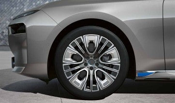 906 BICOLOUR DARK GREY 3D We manufacture premium quality forged wheels rims for NEW BMW 7 SERIES G70 730i 735i 740i 730d 740d 750e 760i i7 M760e 2022+ in any design, size, color. Wheels size: Front 20 x 9 Rear 20 x 10,5 Forged wheels can be produced in any wheel specs by your inquiries and we can provide our specs Compared to standard alloy cast wheels, forged wheels have the highest strength-to-weight ratio; they are 20-25% lighter while maintaining the same load factor.