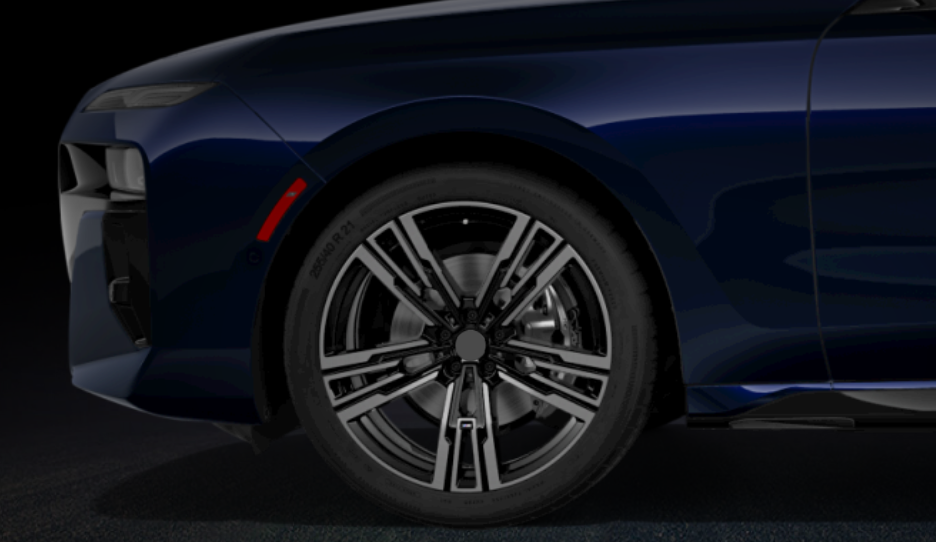 908 M BICOLOUR We manufacture premium quality forged wheels rims for NEW BMW 7 SERIES G70 730i 735i 740i 730d 740d 750e 760i i7 M760e 2022+ in any design, size, color. Wheels size: Front 21 x 9 Rear 21 x 10,5 Forged wheels can be produced in any wheel specs by your inquiries and we can provide our specs Compared to standard alloy cast wheels, forged wheels have the highest strength-to-weight ratio; they are 20-25% lighter while maintaining the same load factor.