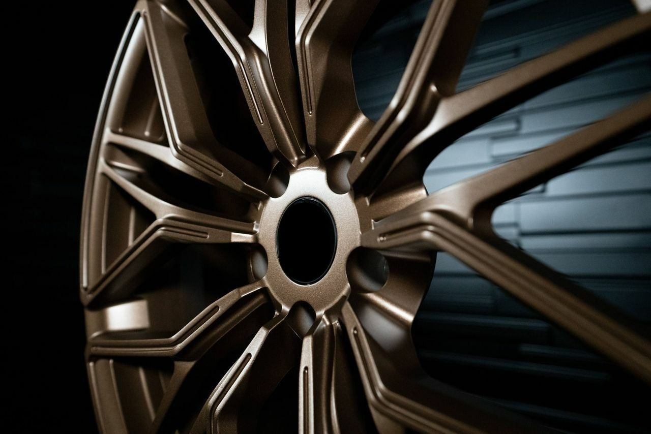 NEW SIAN WHEELS We manufacture premium quality forged wheels rims for LAMBORGHINI HURACAN in any design, size, color. Wheels size: Front 20 x 8.5 ET 37 Rear 20 x 11 ET 36 PCD: 5x112 CB: Front 57.1 Rear 66.5 Forged wheels can be produced in any wheel specs by your inquiries and we can provide our specs