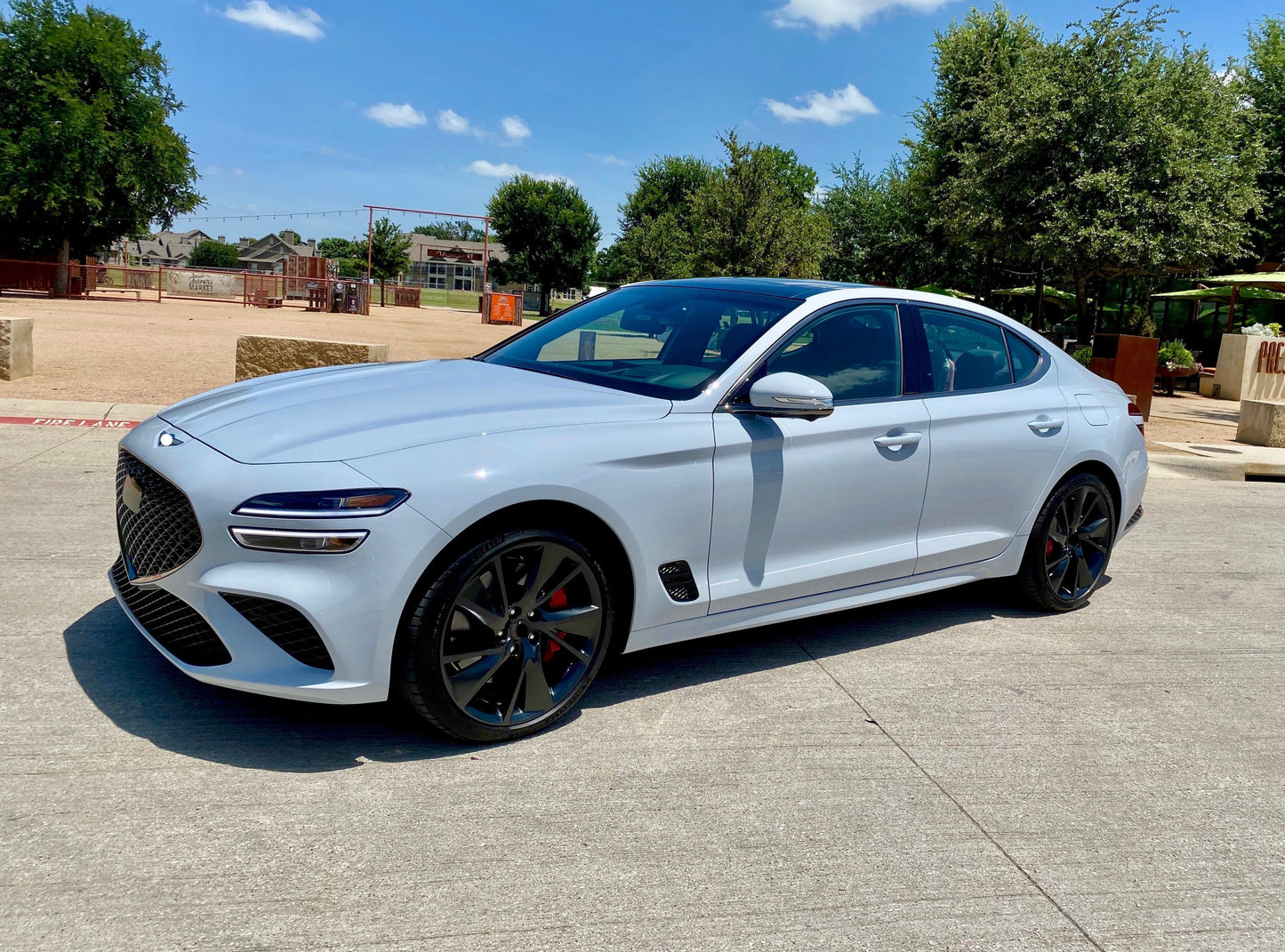 OEM GENESIS G70 We manufacture premium quality forged wheels rims for GENESIS G70 IK FACELIFT 2020+ in any design, size, color. Wheels size: Front 19 x 8 ET 34 Rear 19 x 8.5 ET 46.5 PCD: 5 x 114.3 CB: 67.1 Forged wheels can be produced in any wheel specs by your inquiries and we can provide our specs