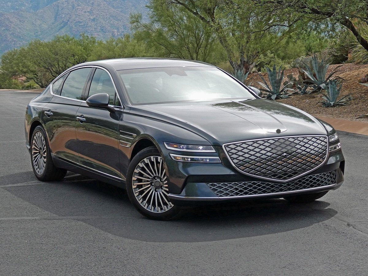 OEM GENESIS We manufacture premium quality forged wheels rims for GENESIS G80 RG3 2020+ in any design, size, color. Wheels size: Front 20 x 8.5 ET 43.5 Rear 20 x 9.5 ET 56 PCD: 5 x 114.3 CB: 67.1 Forged wheels can be produced in any wheel specs by your inquiries and we can provide our specs